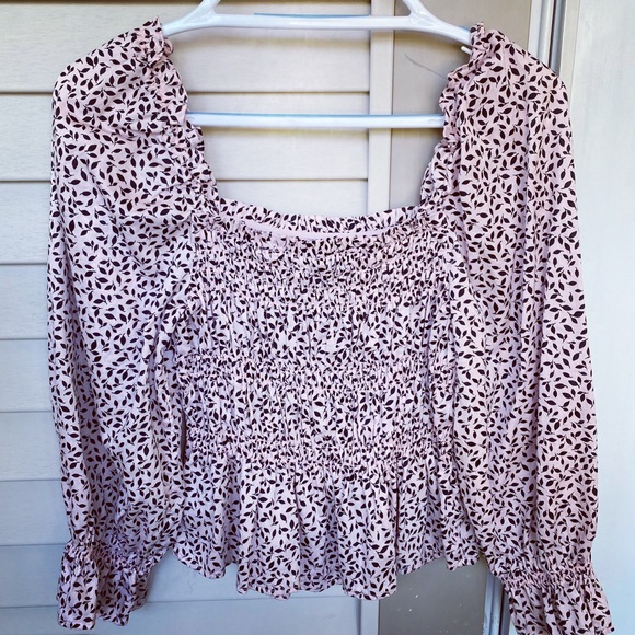 Who What Wear, Smocked, Peplum Top! - Picture 5 of 6